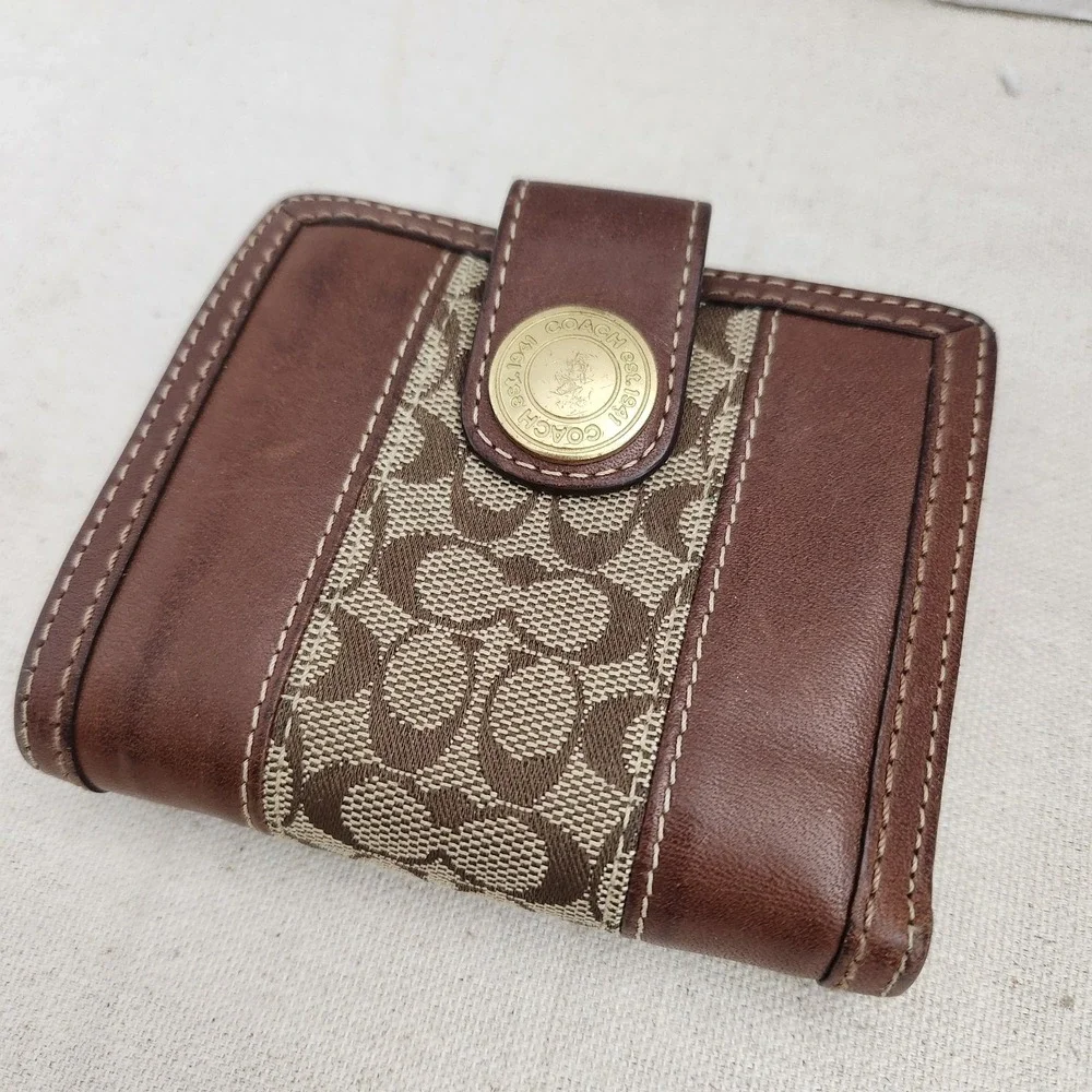 Vintage Coach Signature Folding Wallet Snap Closure Medium Brown Soft Leather